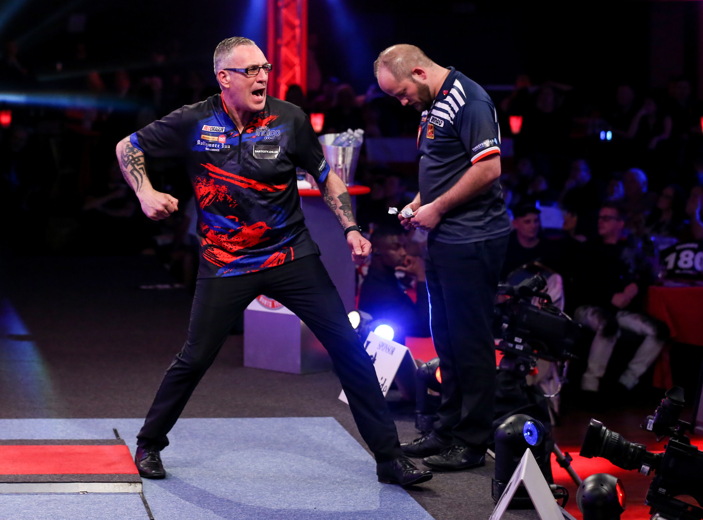 trække sig tilbage Gentagen strubehoved Neil Duff wins the World Darts Federation Championship 2022